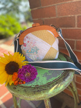 Load image into Gallery viewer, Vintage Quilt Wooden Frame Crossbody Clutch