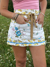 Load image into Gallery viewer, Vintage pillowcase Pear and Floral design 1/2 Apron
