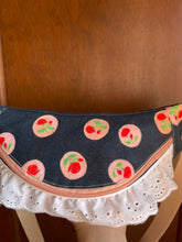 Load image into Gallery viewer, Women’s Cameo Rose Blaire bag