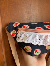 Load image into Gallery viewer, Women’s Cameo Rose Blaire bag