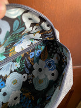Load image into Gallery viewer, Blaire bag in Cross Weave canvas fabric
