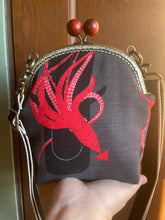 Load image into Gallery viewer, Squid + Whale Bark cloth small crossbody