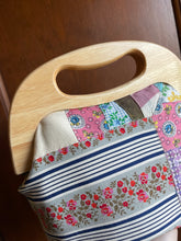 Load image into Gallery viewer, Vintage Patchwork Quilted wooden Handle Clutch bag