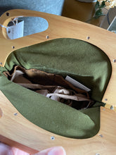 Load image into Gallery viewer, Wooden Handle Clutch with Charley Harper Canvas Fabric