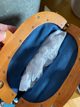 Load image into Gallery viewer, Wooden Handle floral/butterfly clutch