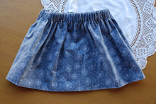 Load image into Gallery viewer, Flippity Skirt Size 3 Gingham and floral