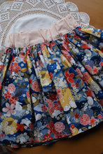 Load image into Gallery viewer, Hazel Skirt Size 5 Floral Bunny Print