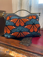 Load image into Gallery viewer, Women’s Charley Harper Monarch Clutch Bag