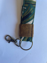 Load image into Gallery viewer, Monstera Key Fob