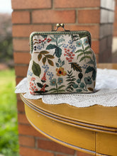 Load image into Gallery viewer, Floral Canvas Women’s Clutch