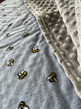 Load image into Gallery viewer, Bumblebee Flannel and Minky Blanket