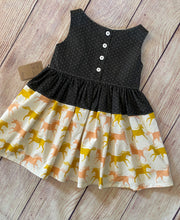 Load image into Gallery viewer, Unicorn Lazy Susan Dress size 6/7