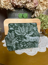 Load image into Gallery viewer, Green Rabbit Wooden Frame Clutch