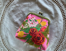 Load image into Gallery viewer, Floral Bouquet Coin Purse
