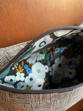 Load image into Gallery viewer, Blaire bag in Cross Weave canvas fabric
