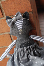 Load image into Gallery viewer, MINI Star Cat LInen Doll
