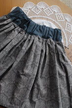 Load image into Gallery viewer, Hazel Skirt Size 5 with Reversible/Removable Apron
