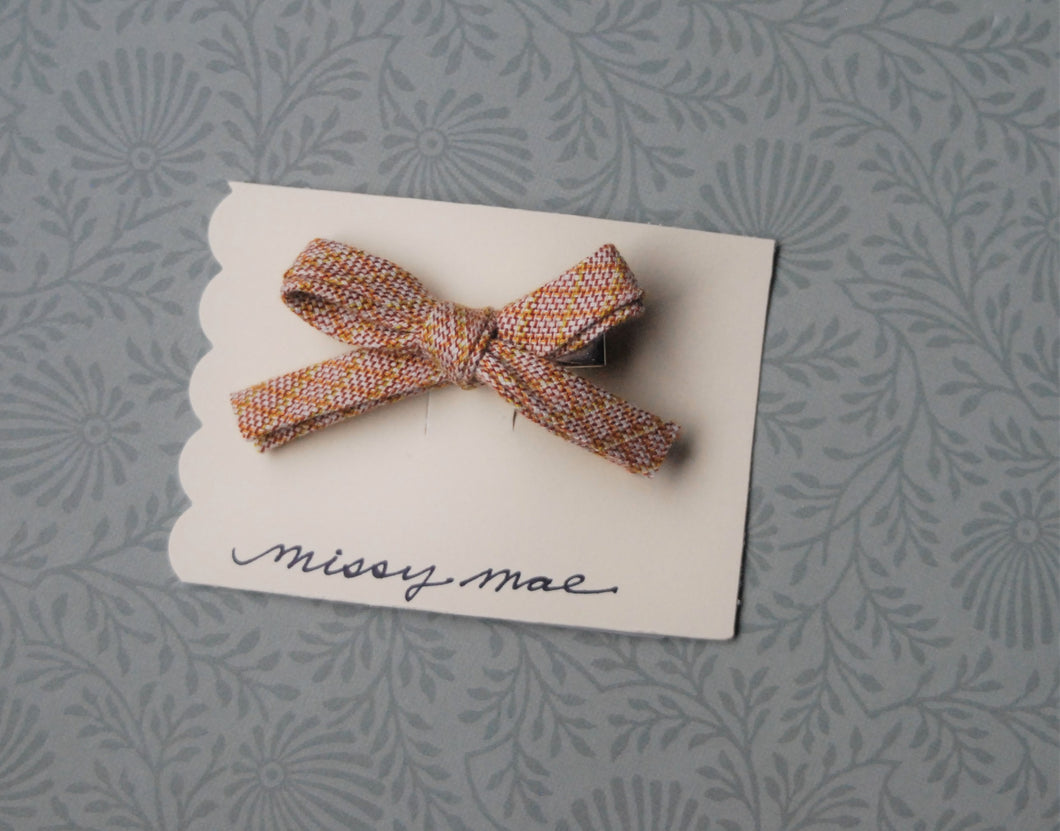 Bias Tape Bow Clip with Linen Fabric