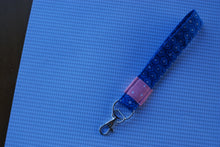 Load image into Gallery viewer, Blue Flower Key Fob
