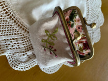Load image into Gallery viewer, Hand Stitched Floral Coin purse

