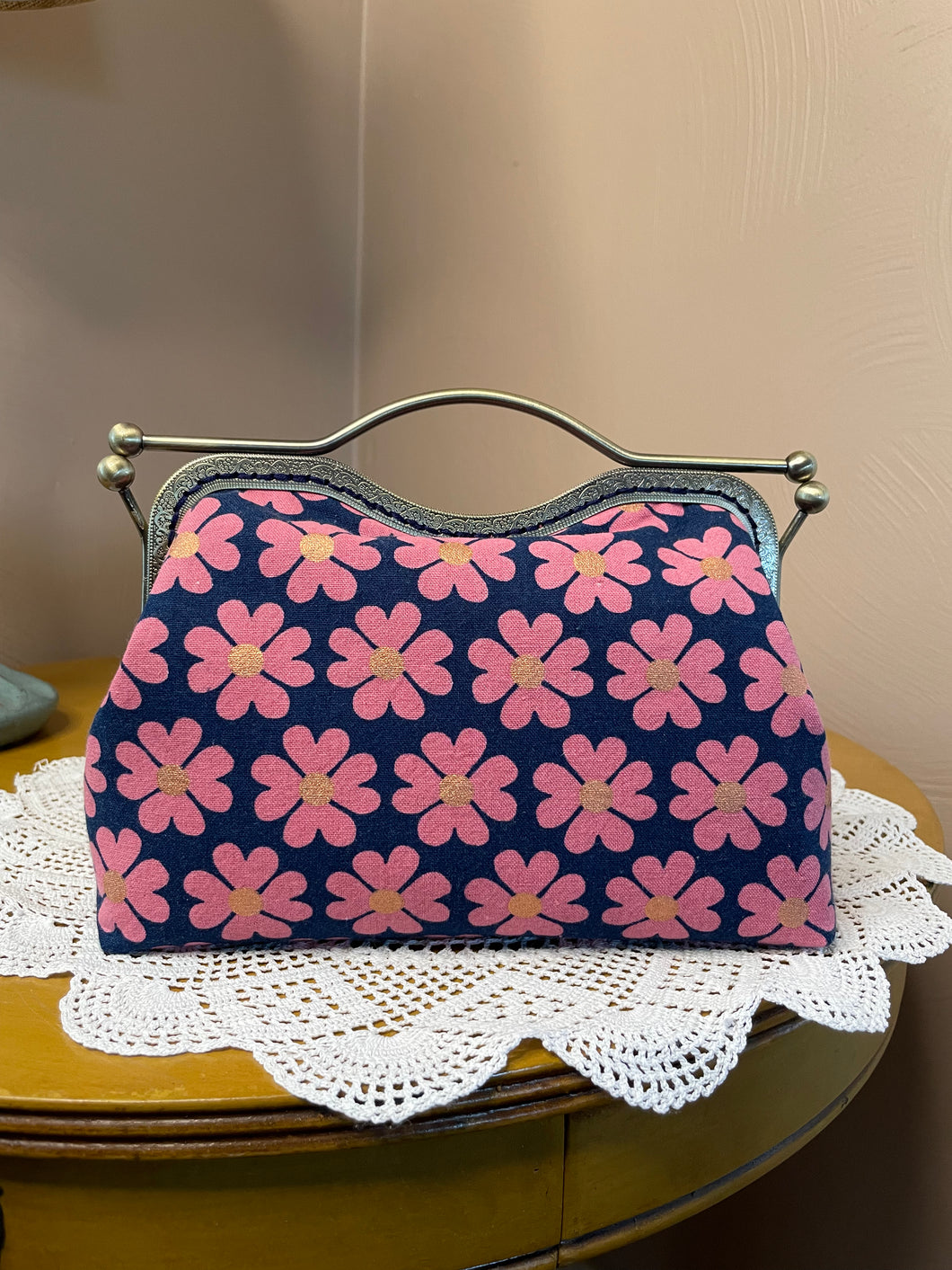 Women’s Navy/pink floral canvas Clutch Bag