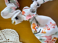 Load image into Gallery viewer, Springtime Floral Knot Tie Scrunchie
